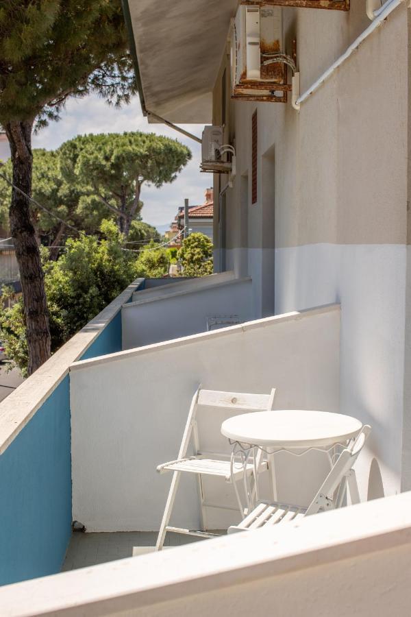 Hotel Villa Maris Rimini Esterno foto